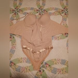 NWOT Maidenform Tan Shapewear Bodysuit